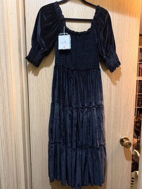 Black Velvet Puff Sleeve Tiered Midi Dress